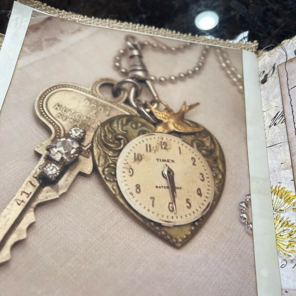 SOLD Junk journal SOLD - Picture 11 of 15